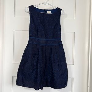 Girls lace dress